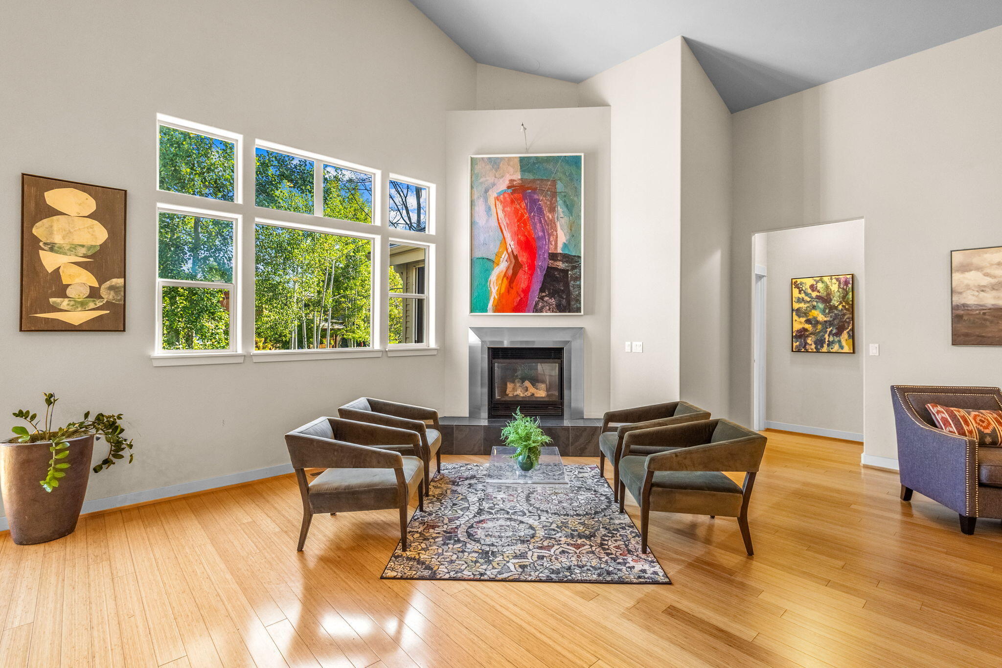 Broken Top - Residential