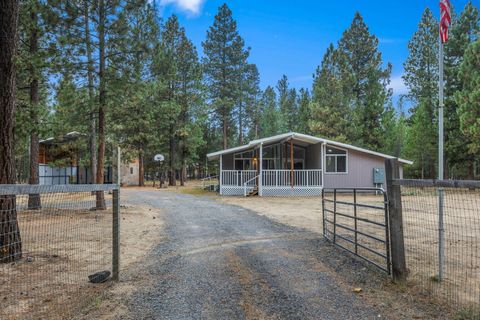 Tiny photo for 50817 Fawn Loop, La Pine, OR 97739 (MLS # 220210047)
