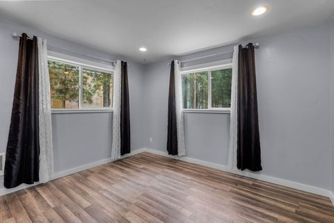 Tiny photo for 50817 Fawn Loop, La Pine, OR 97739 (MLS # 220210047)