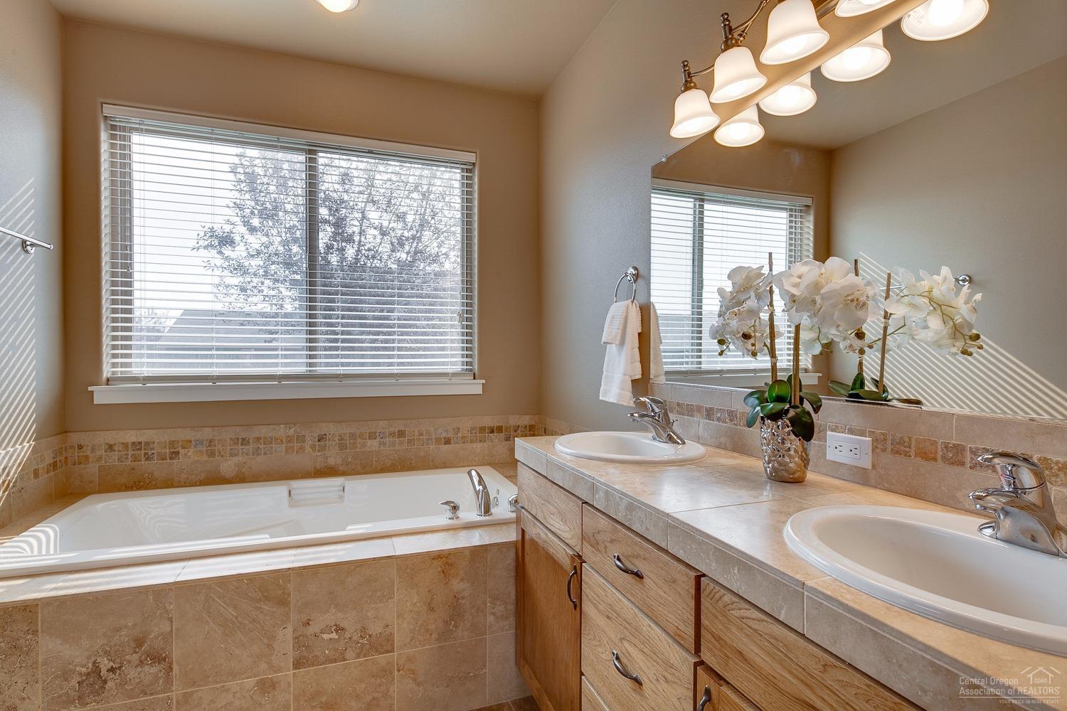 Julina Park - Residential