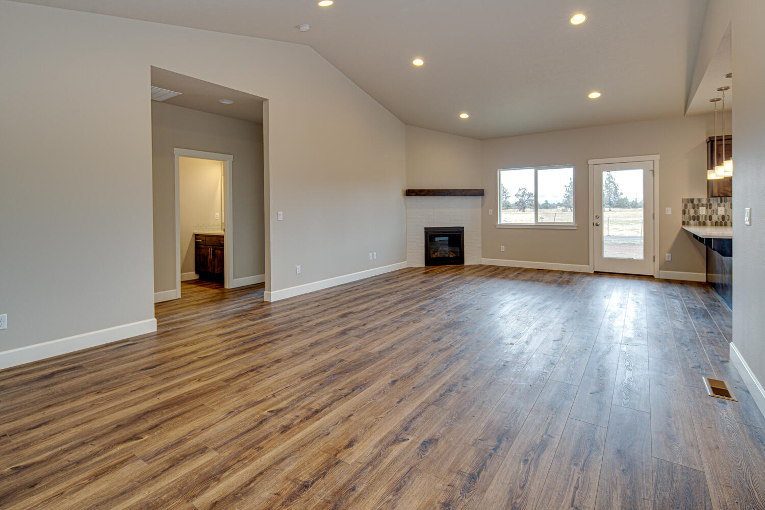 Josie Meadows - Residential