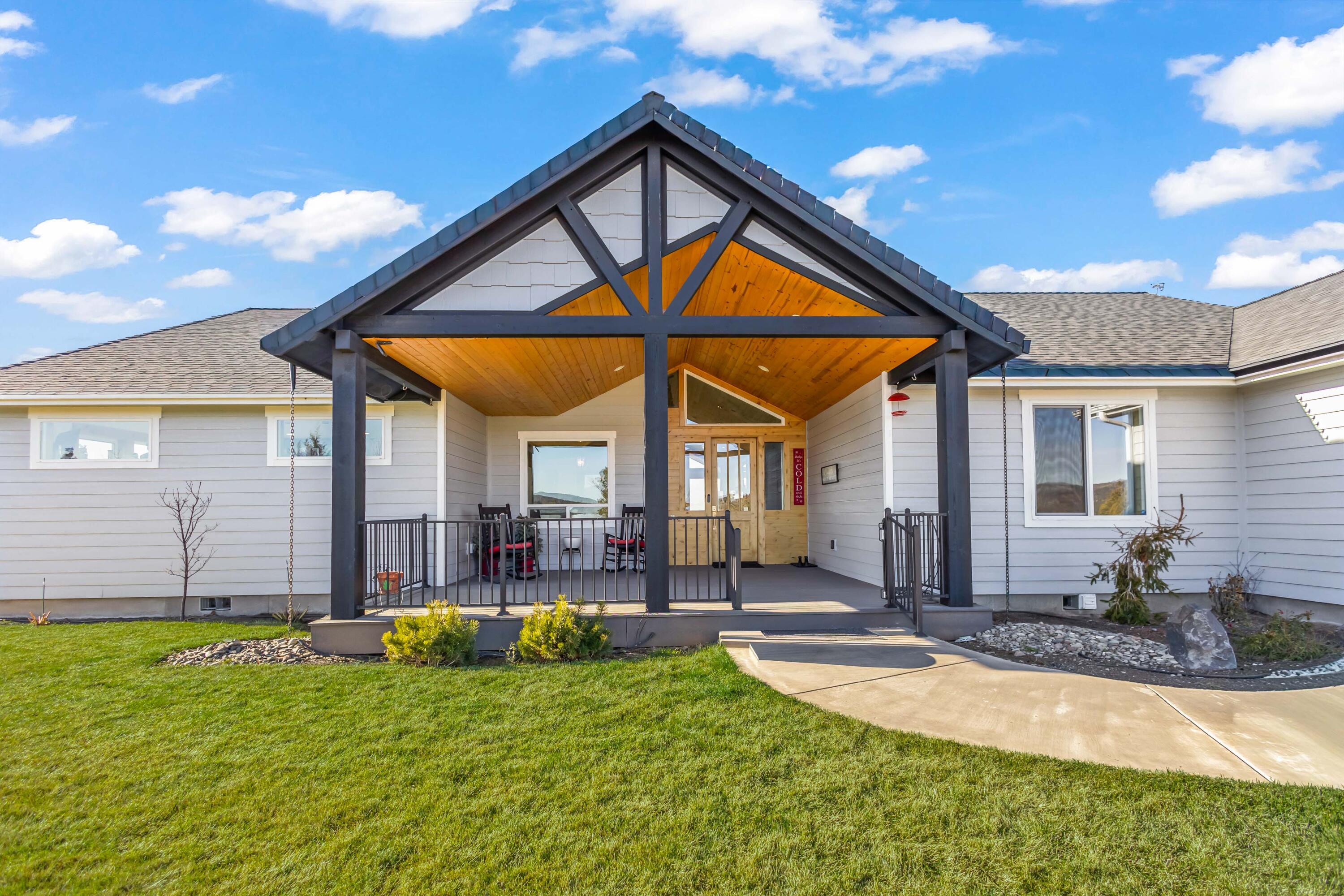 5582 N McKay Road