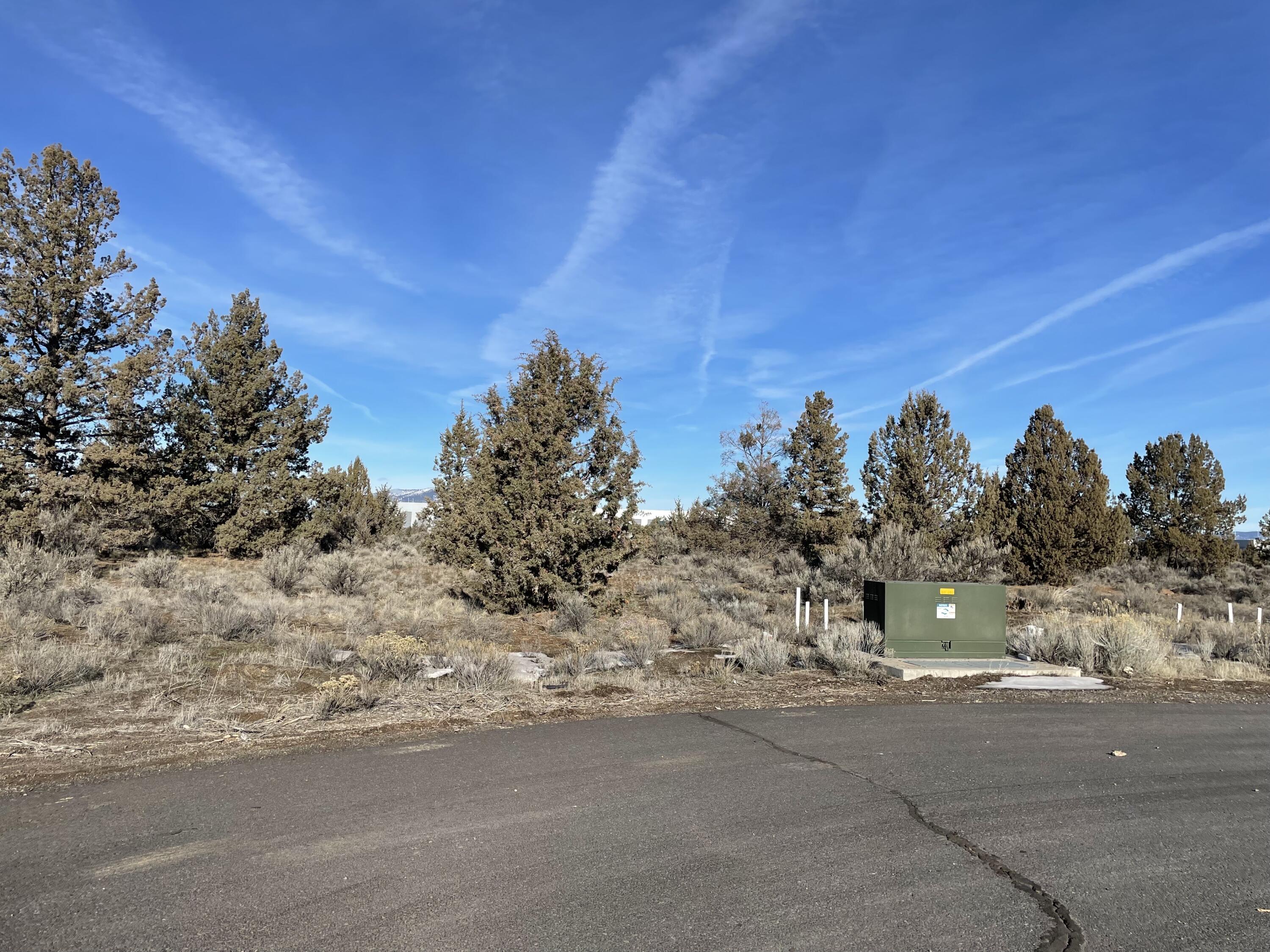 Tom McCall Bus/Ind. - Commercial Sale