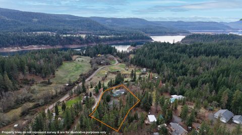 Tiny photo for 204 Shipley Terrace, Prospect, OR 97536 (MLS # 220212626)