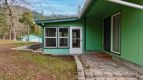 Tiny photo for 204 Shipley Terrace, Prospect, OR 97536 (MLS # 220212626)