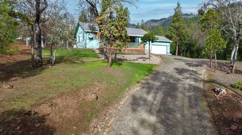 Tiny photo for 204 Shipley Terrace, Prospect, OR 97536 (MLS # 220212626)
