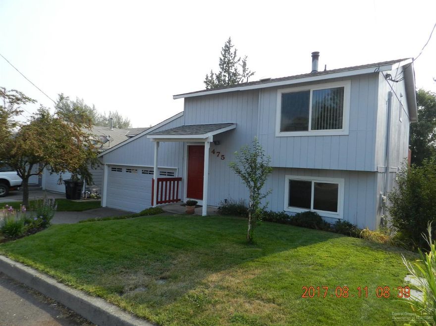 Woodstove is new installation by Sunset Hearth and Home of Prineville July 2017. Please read manufacturers instructions regarding first use. Copy of approved wood stove inspection by Jefferson County is at the property. Unique design with bedrooms below and living area above. Garage opener equipped with two remotes.