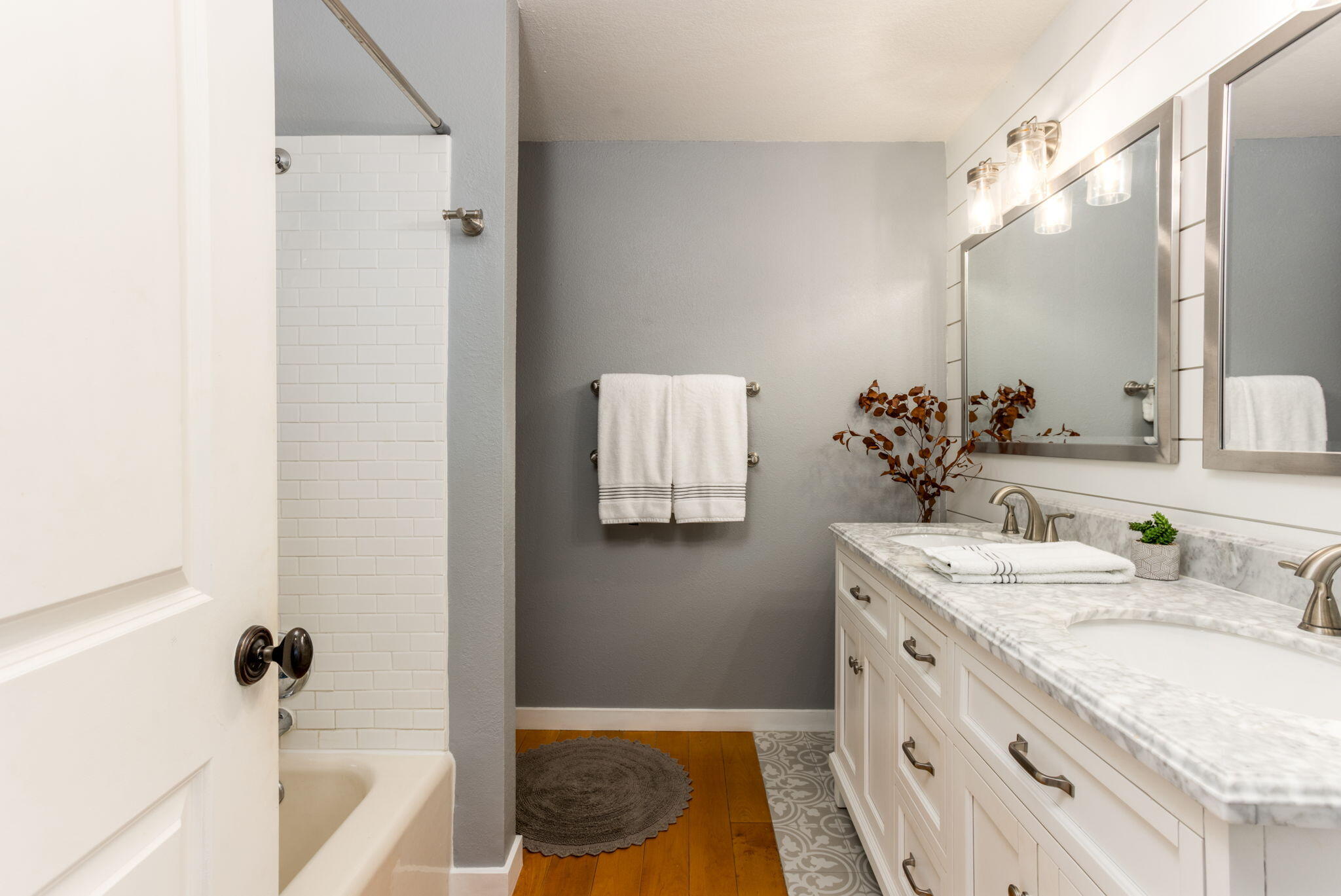 Classic Estates - Residential