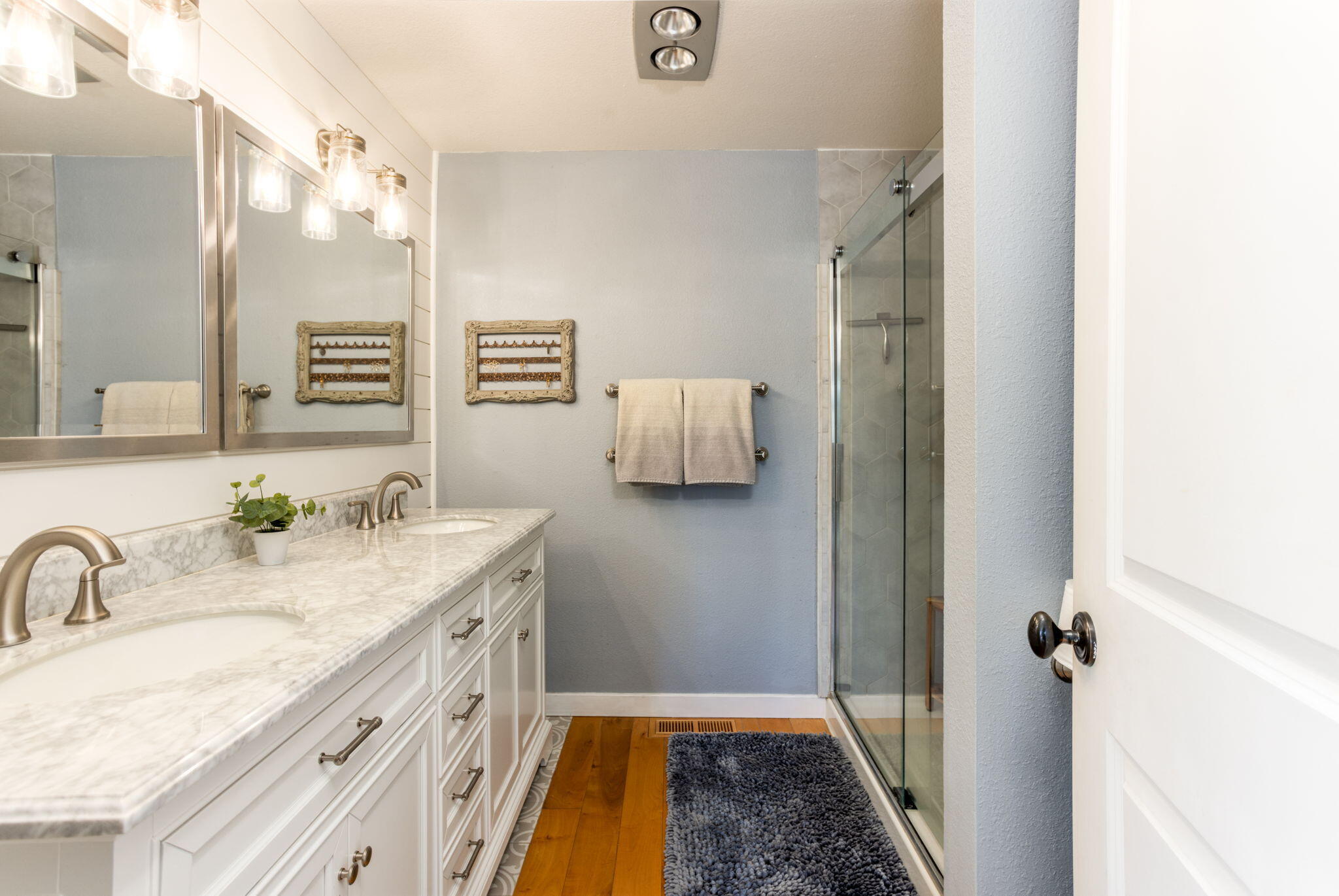 Classic Estates - Residential