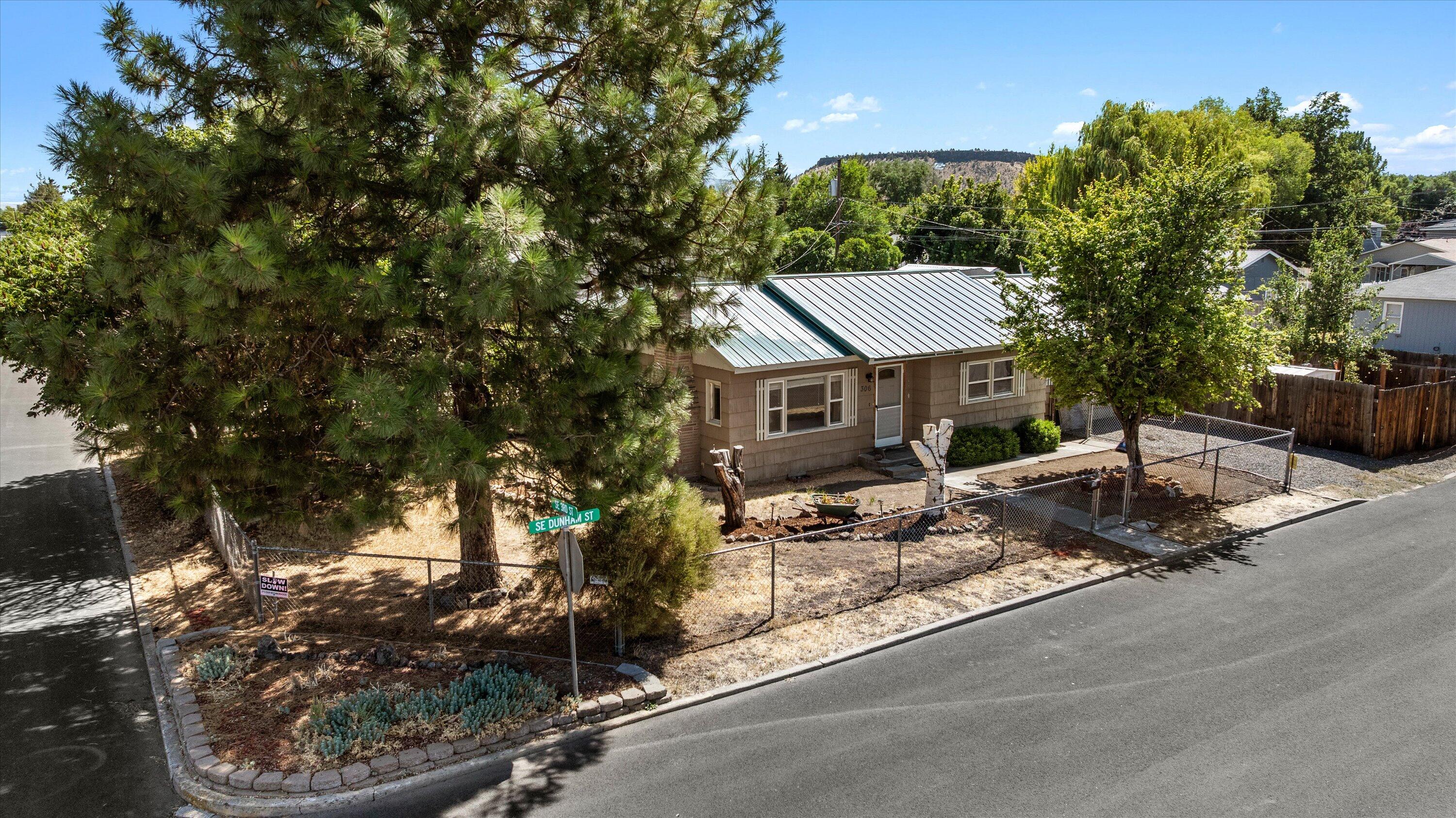 Oregon + Western - Residential