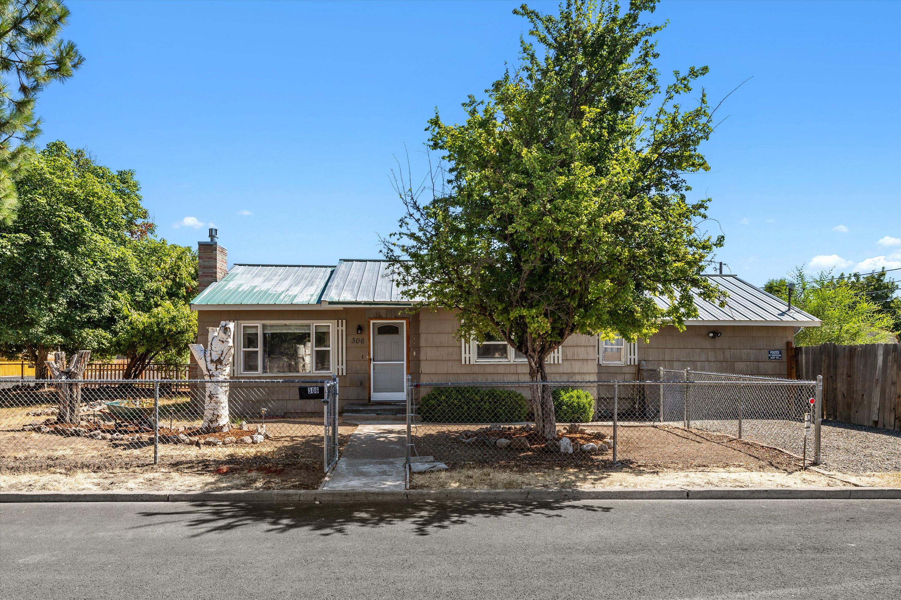 Oregon + Western - Residential