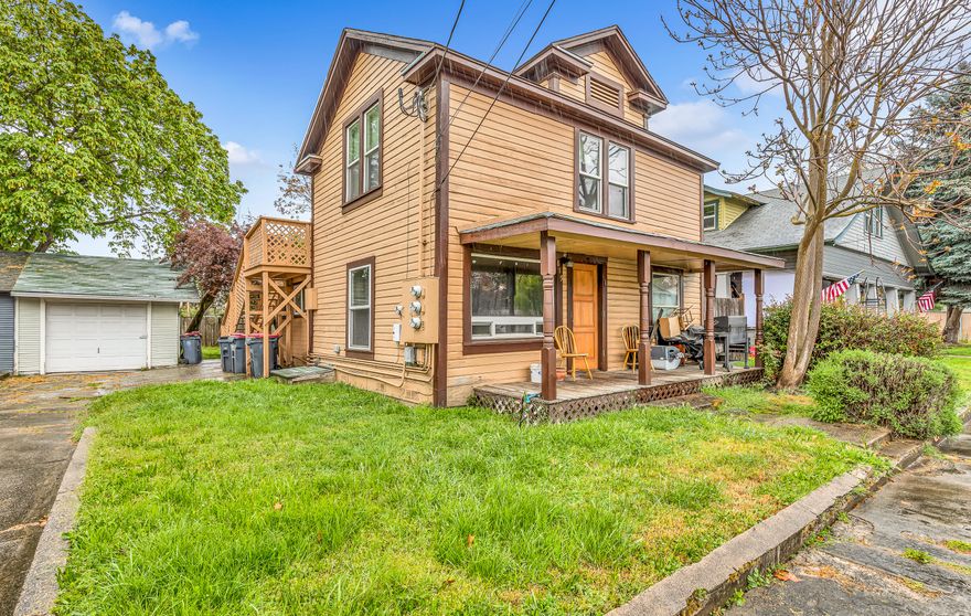 Looking for a fantastic investment at an inexpensive price? If so, this is the one for you! Located in the heart of East Medford, this triplex features a 2 bed, 1 bath unit (vacant - previously rented at $1200 per month), 1 bed, 1 bath unit ($700 per month), studio ($975 per month), 1529 sq ft (combined square footage between all units), shared laundry room, detached garage/shop, spacious yard w/ back-alley access (allows additional on-site parking), and much more! Close proximity to downtown, parks, breweries, coffee shops, and everything Medford has to offer! Perfect opportunity for an investor to add to their investment portfolio or for a first time home buyer to live in one of the units while renting out the others. The possibilities are endless with this one, so contact your agent today for a personal tour, before it's too late!''