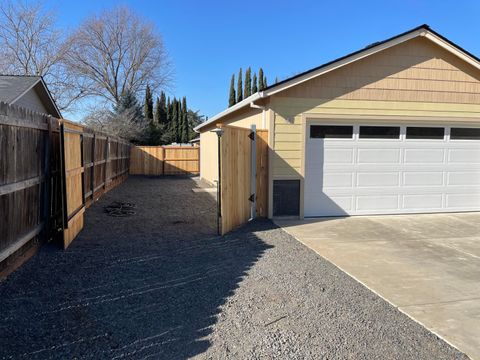 Tiny photo for 2963 Stonebrook Drive, Medford, OR 97504 (MLS # 220214946)