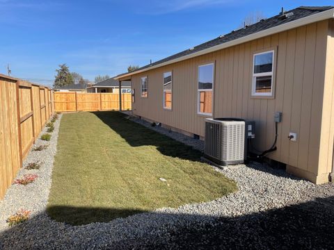 Tiny photo for 2963 Stonebrook Drive, Medford, OR 97504 (MLS # 220214946)