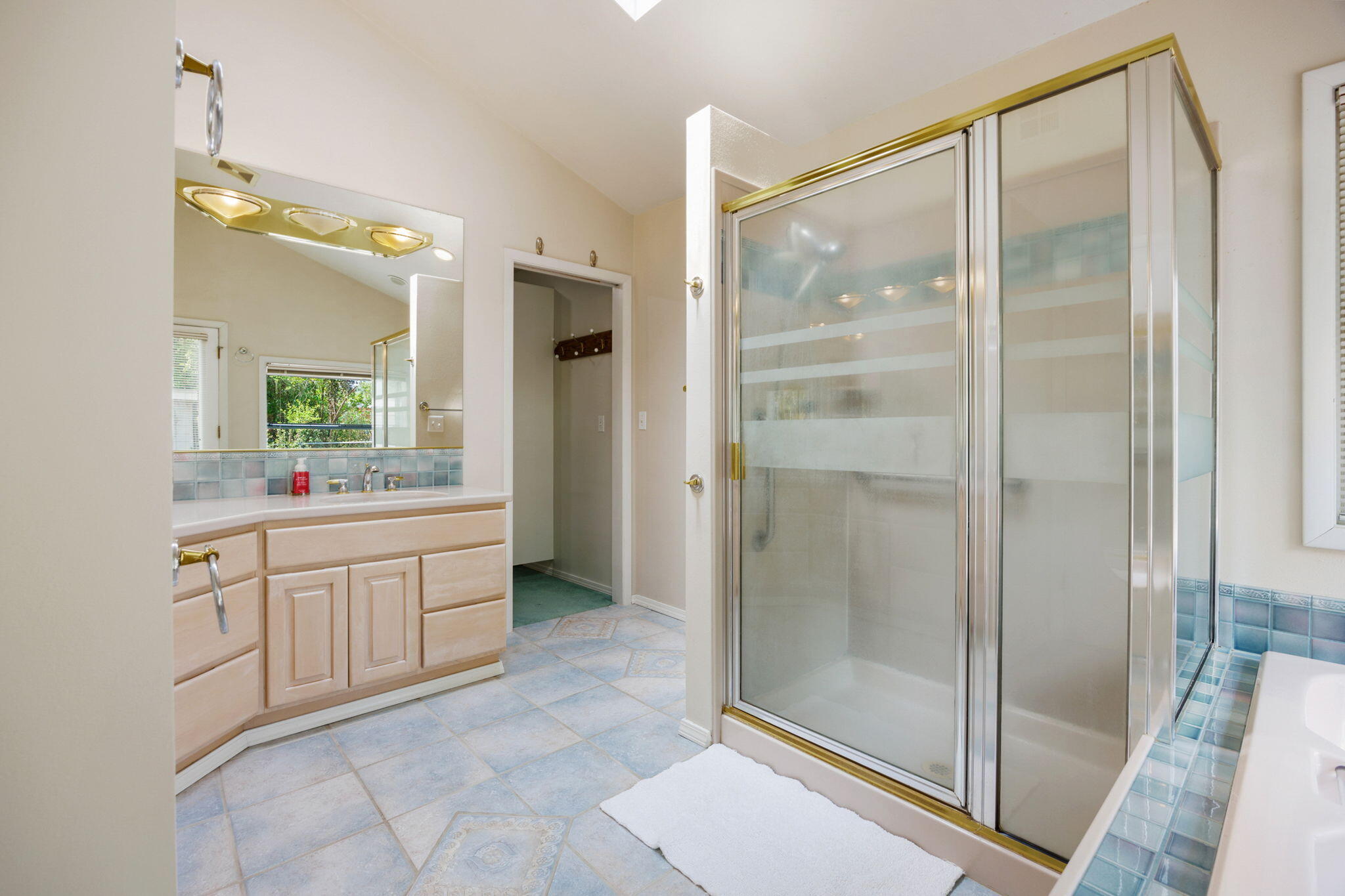 Rogue Valley Estates Subdivision - Residential