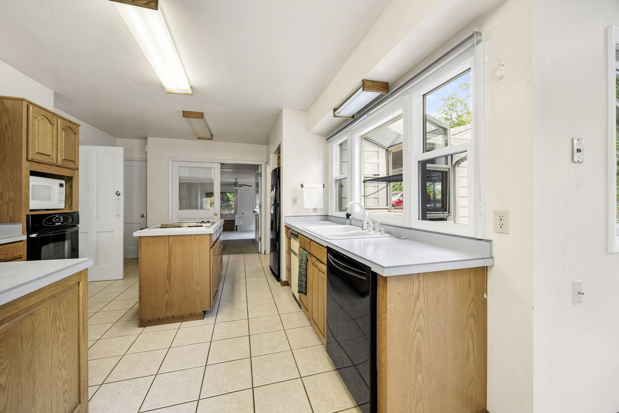 Rogue Valley Estates Subdivision - Residential