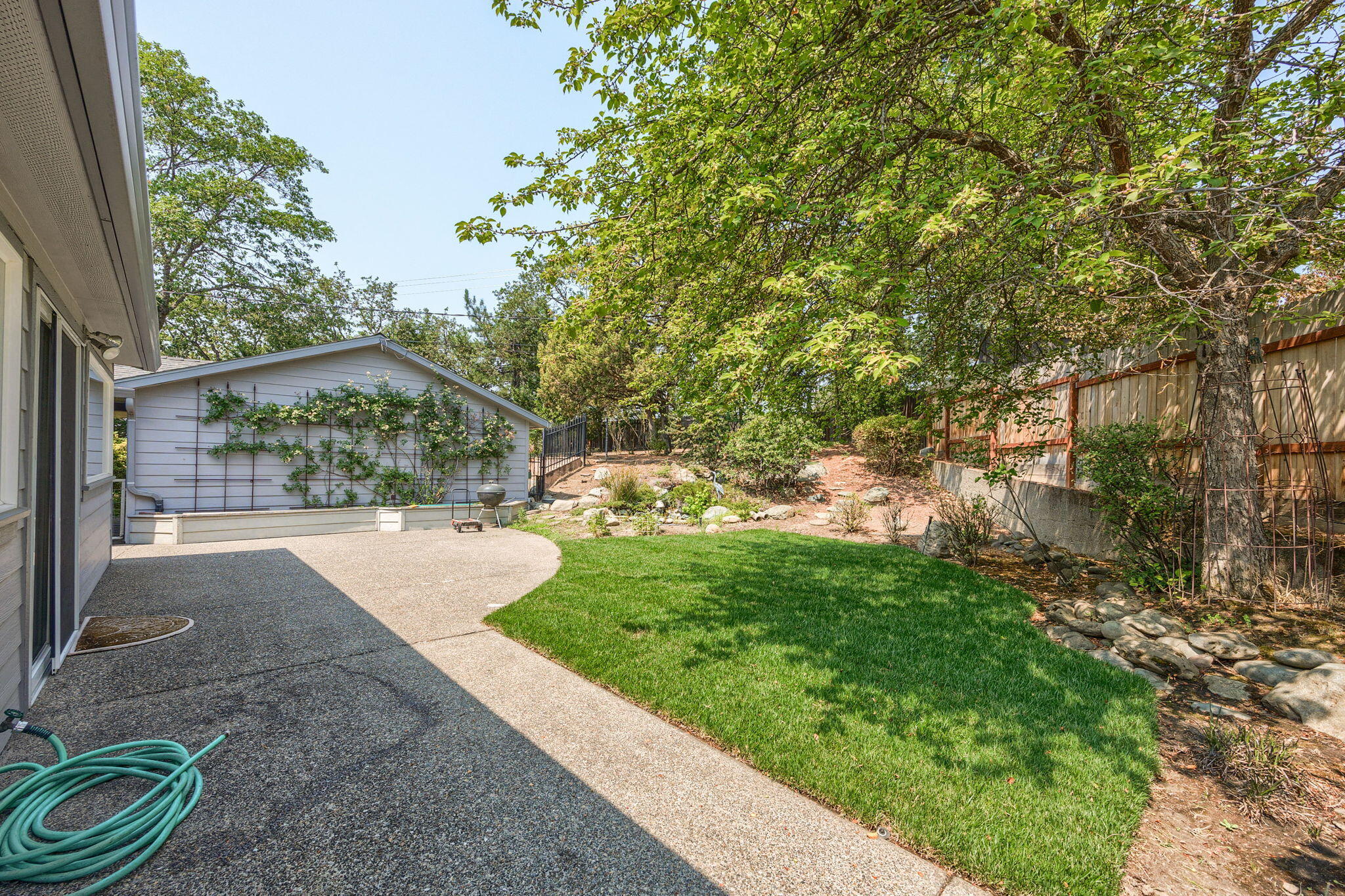 Rogue Valley Estates Subdivision - Residential