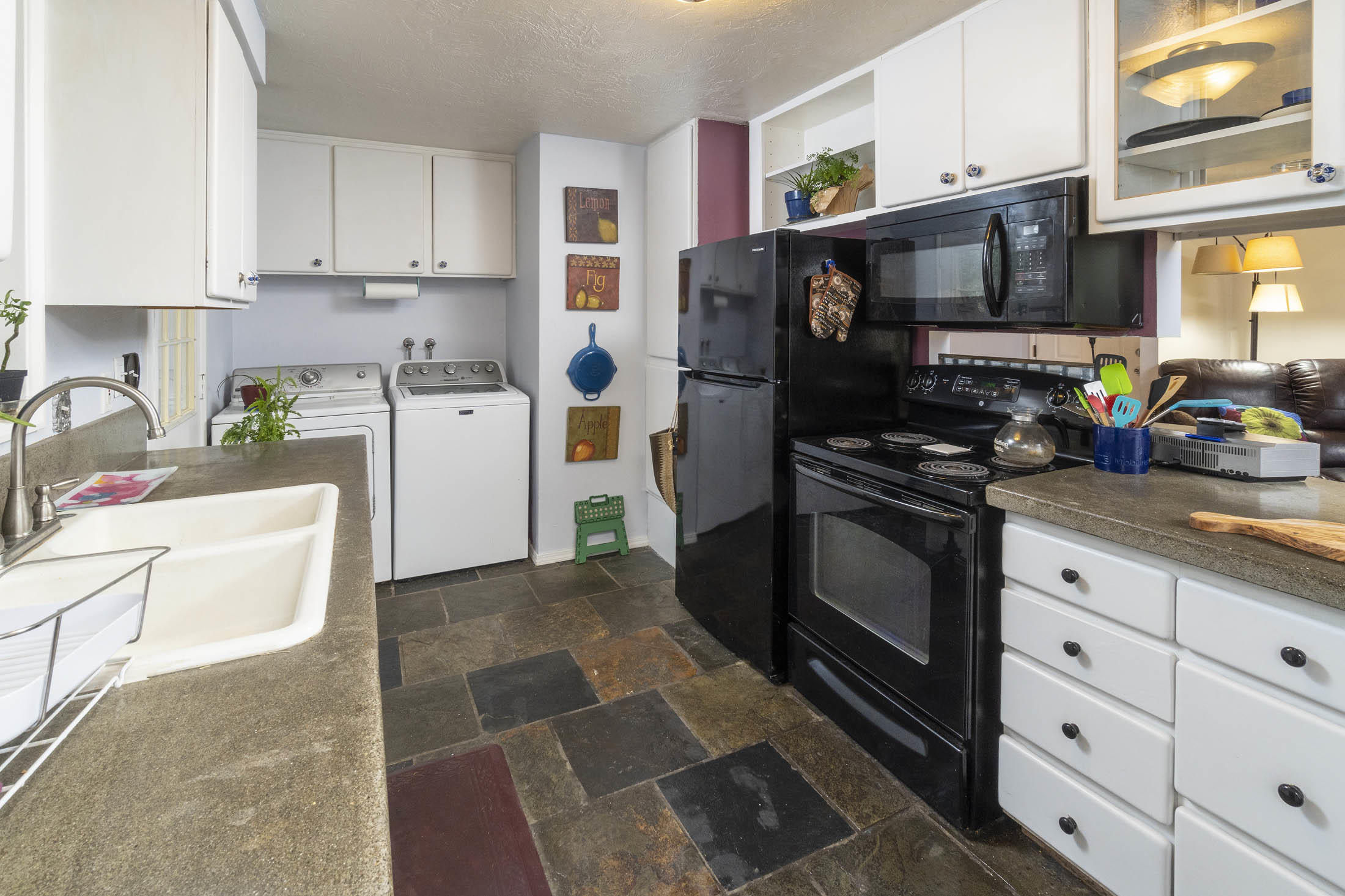 Pinebrook - Residential