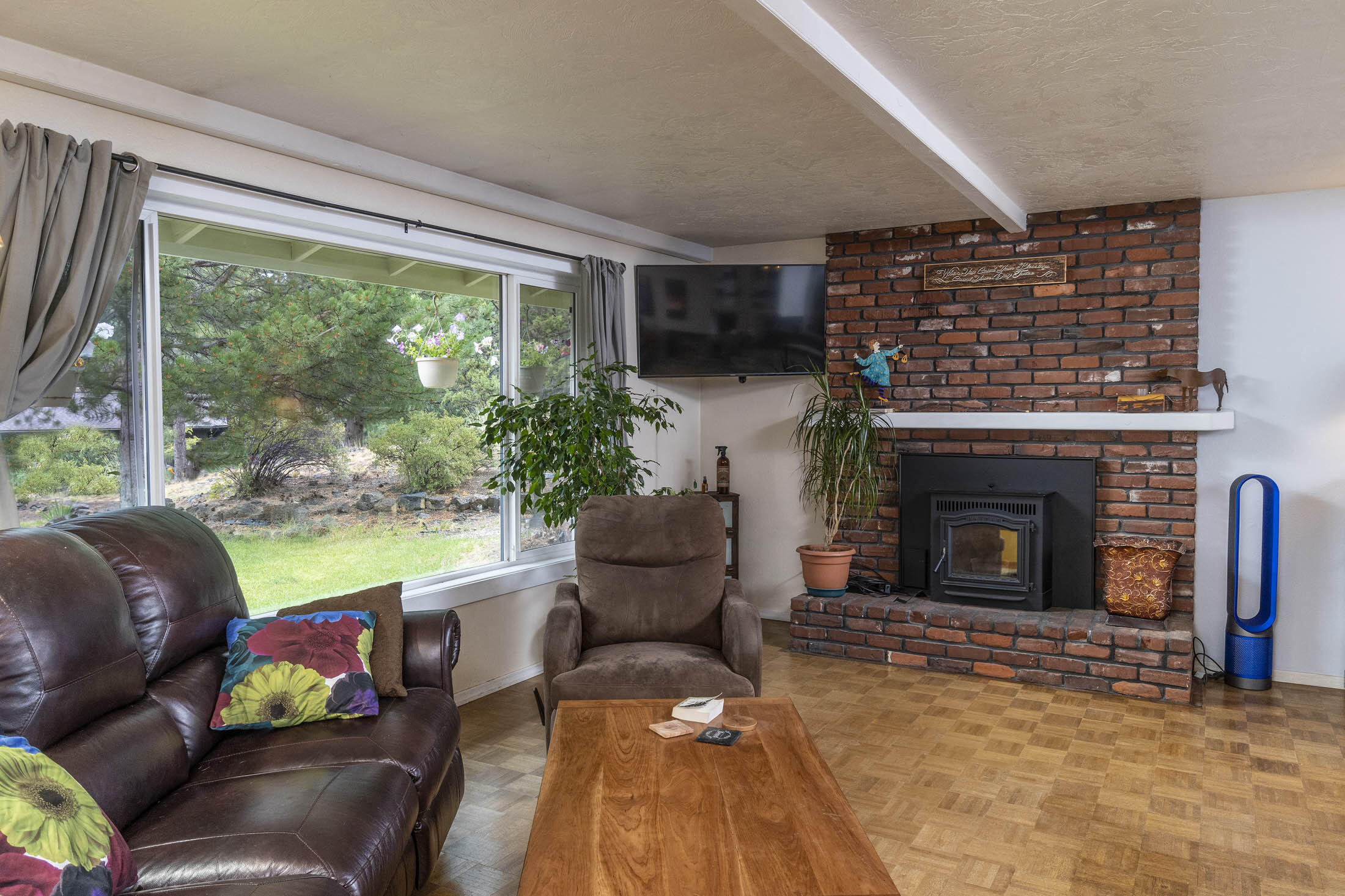 Pinebrook - Residential