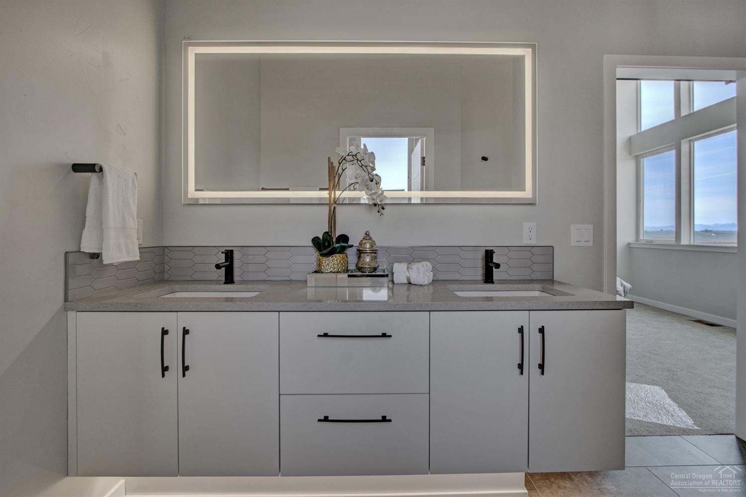 Forked Horn Butte - Residential