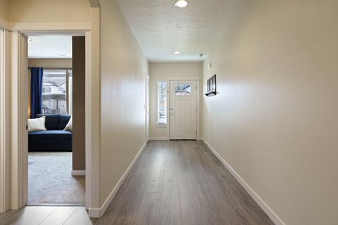 Tiny photo for 3350 NW 9th Lane, Redmond, OR 97756 (MLS # 220211563)