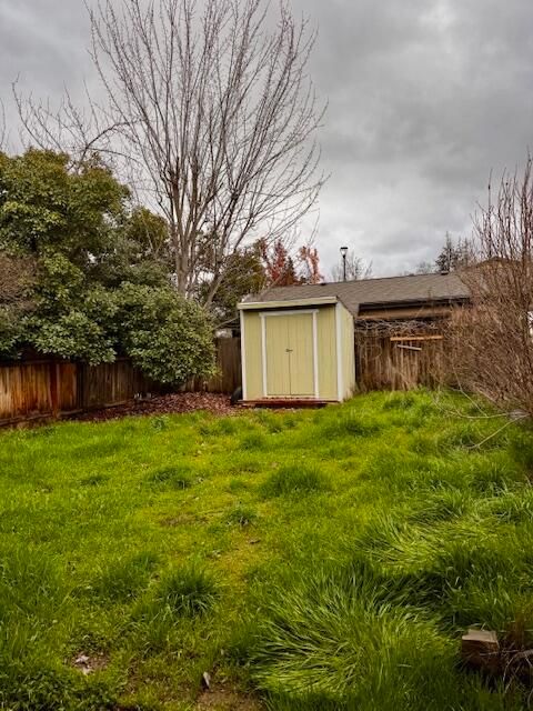 Tiny photo for 921 N Rose Street #A, Phoenix, OR 97535 (MLS # 220213113)