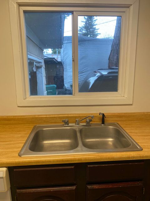 Tiny photo for 1826 Homedale Road, Klamath Falls, OR 97603 (MLS # 220211588)