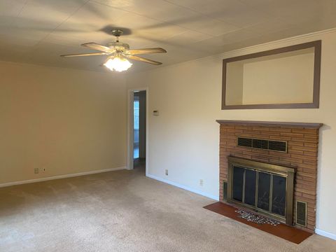 Tiny photo for 1826 Homedale Road, Klamath Falls, OR 97603 (MLS # 220211588)