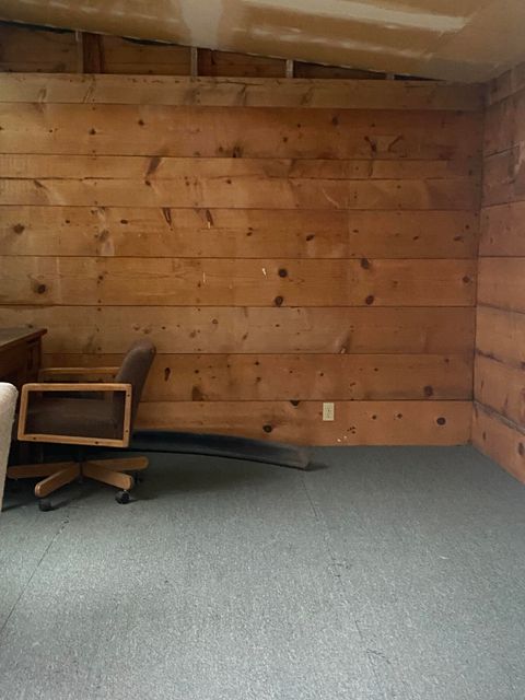 Tiny photo for 1826 Homedale Road, Klamath Falls, OR 97603 (MLS # 220211588)