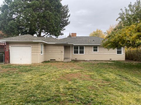 Tiny photo for 1826 Homedale Road, Klamath Falls, OR 97603 (MLS # 220211588)