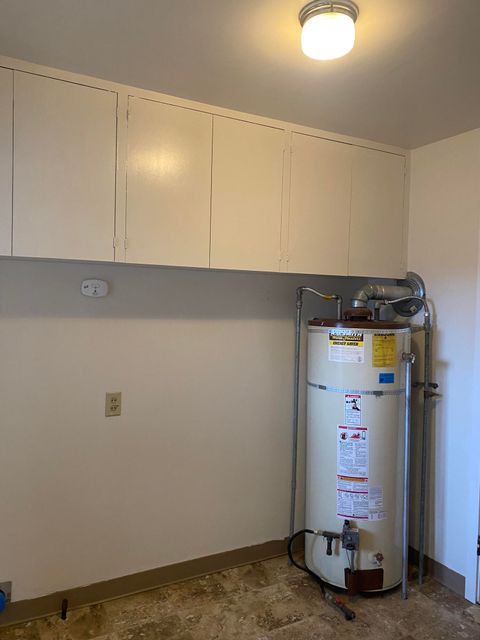 Tiny photo for 1826 Homedale Road, Klamath Falls, OR 97603 (MLS # 220211588)