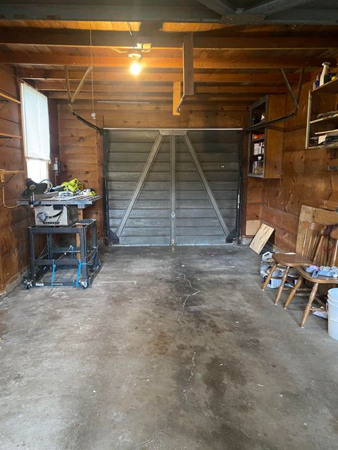 Tiny photo for 1826 Homedale Road, Klamath Falls, OR 97603 (MLS # 220211588)