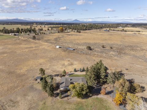 Tiny photo for 19190 Pinehurst Road, Bend, OR 97703 (MLS # 220215211)