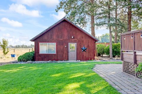Tiny photo for 19190 Pinehurst Road, Bend, OR 97703 (MLS # 220215211)