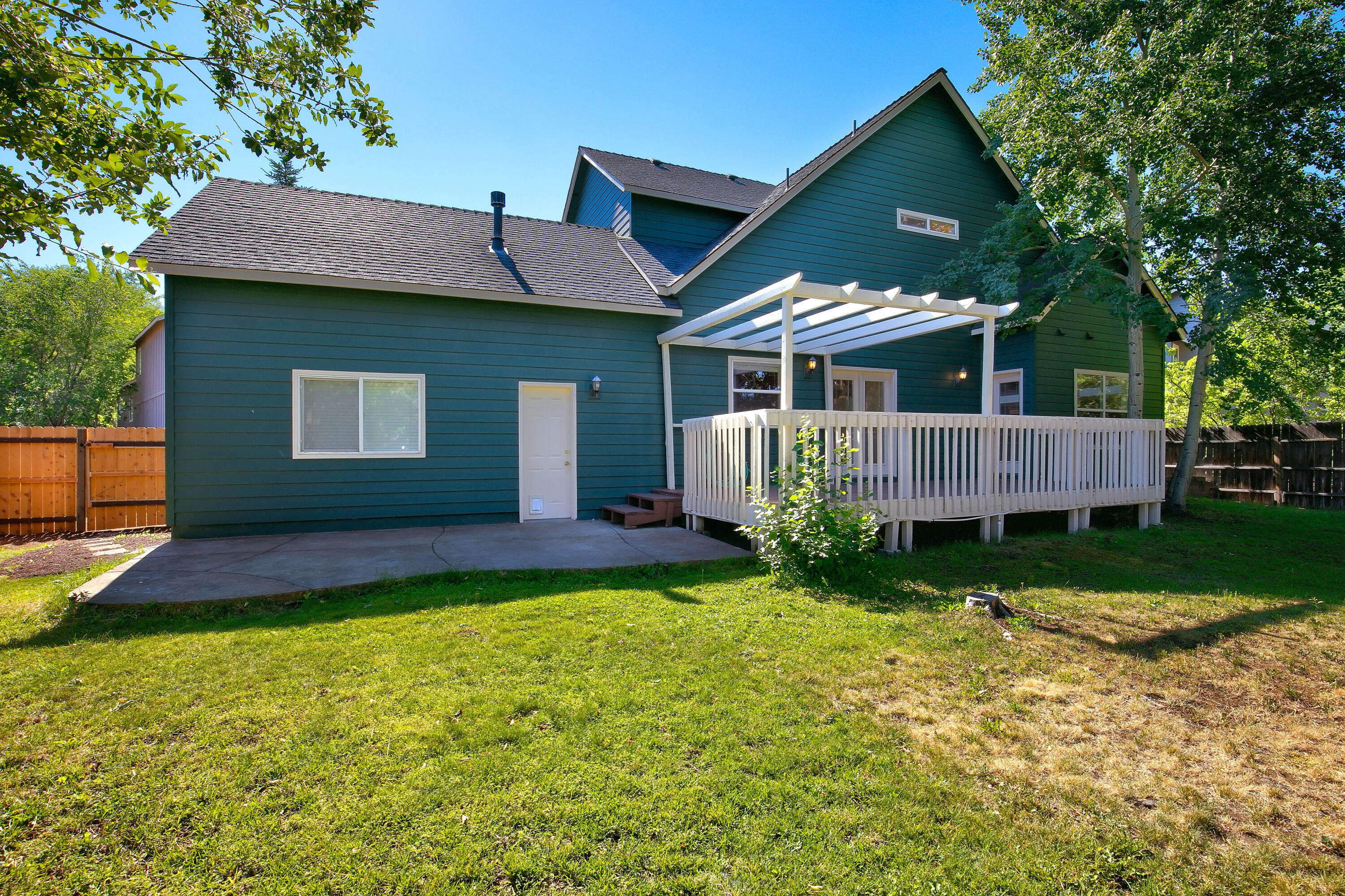 Oak Tree - Residential