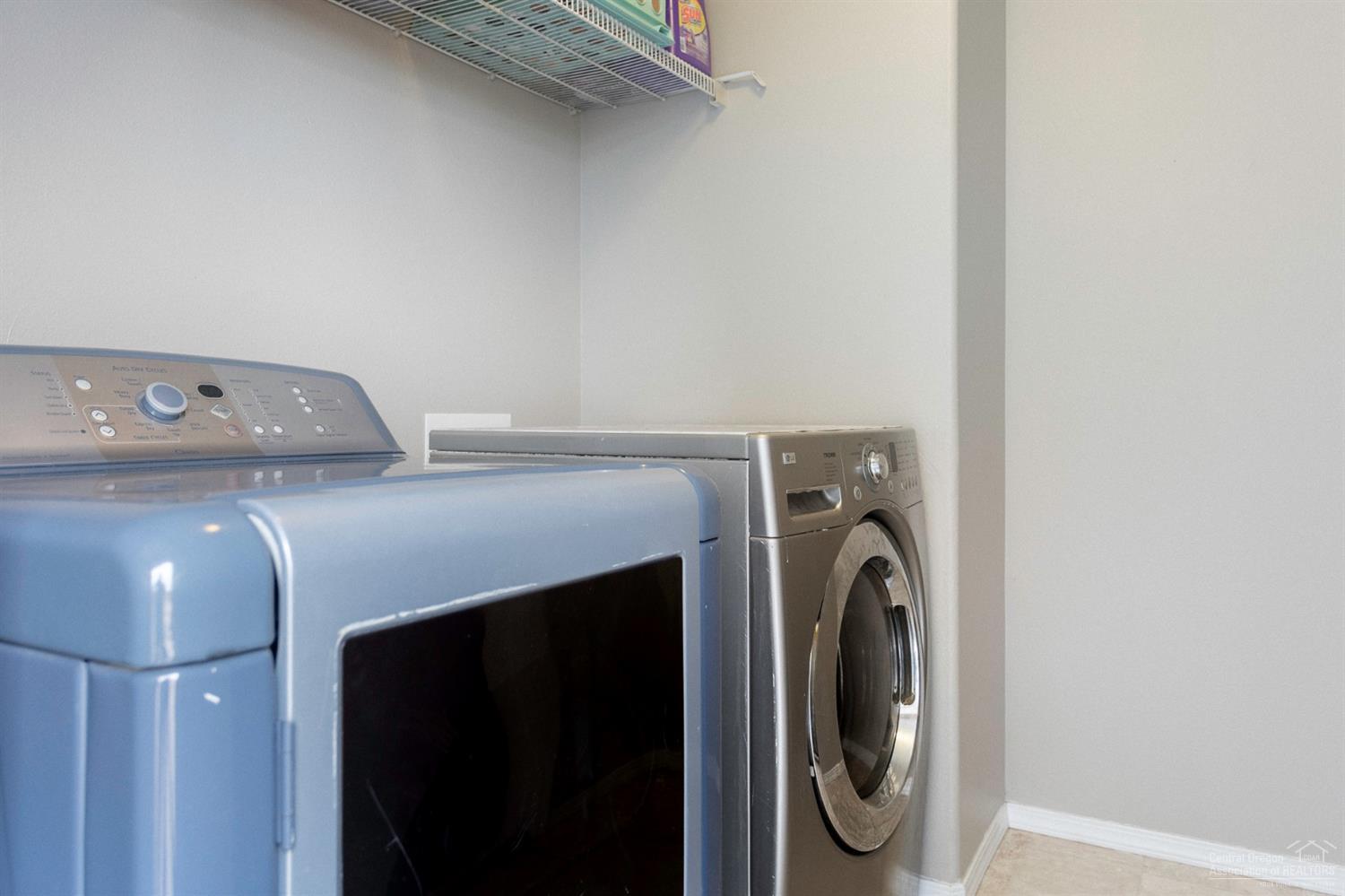 Larkspur - Residential