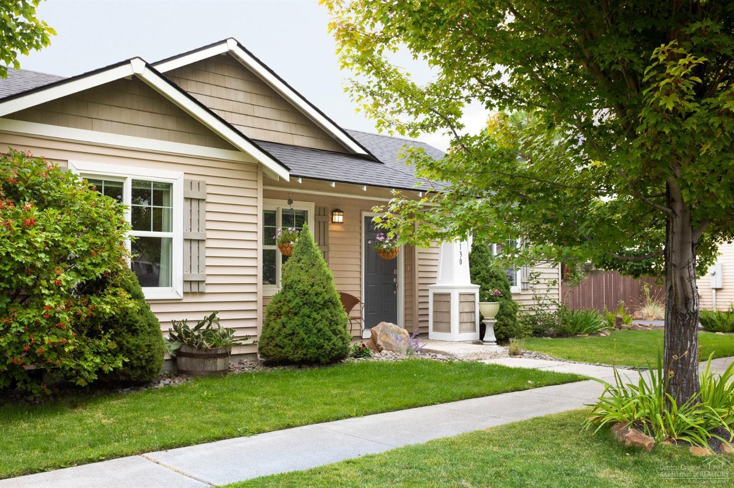 Larkspur - Residential