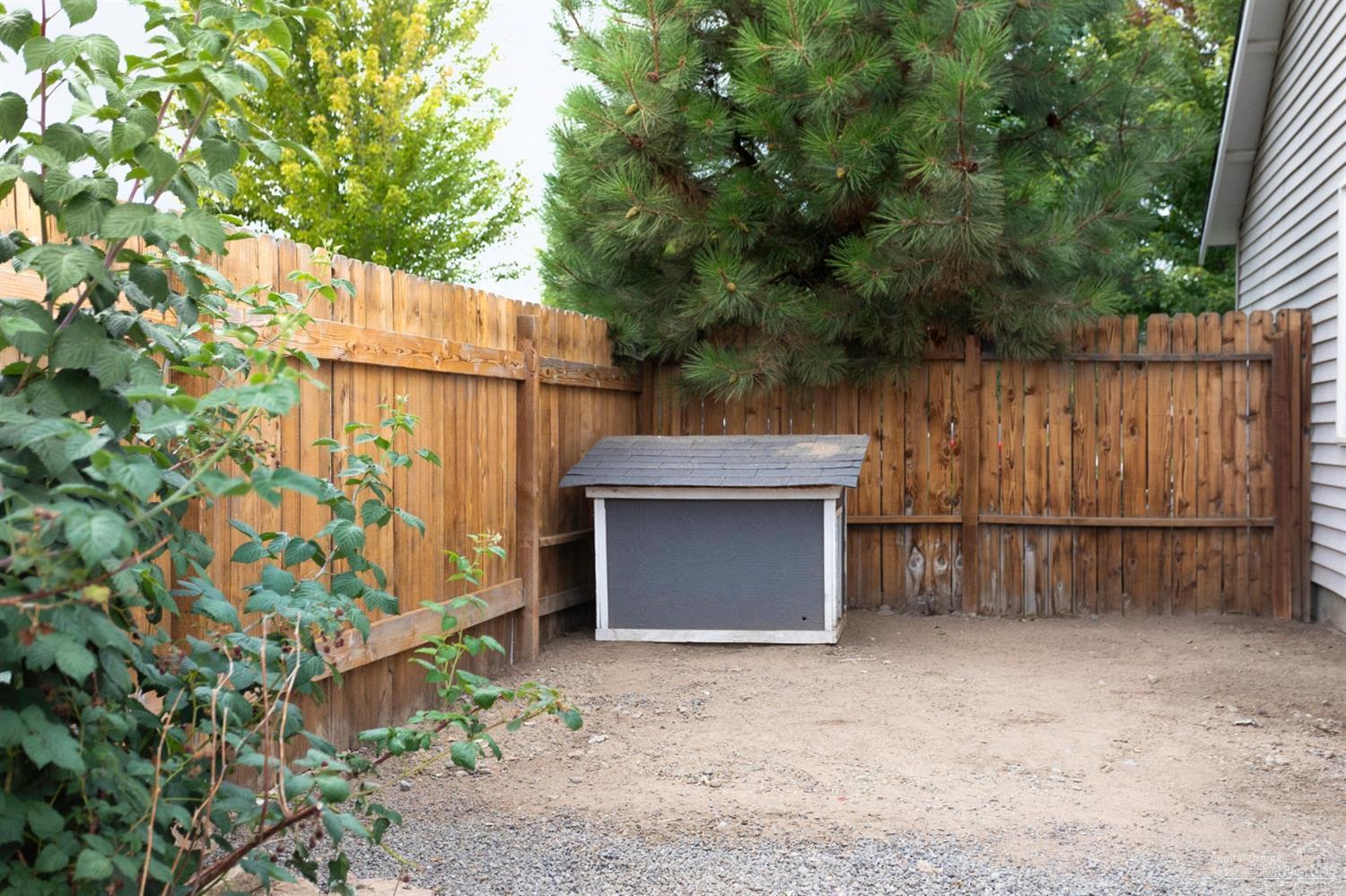 Larkspur - Residential