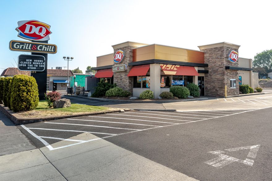 This is an iconic Madras business. Always the place to go for good food or a special treat. Solid reputation with the locals as well as the traveling public. Business model supported with the Dairy Queen Franchise. Consistent strop sales year after year. Sales price included all the personal property to operate the business. Inventory sold outside of purchase price. Always well maintained. New paving. Nice inventory storage building detached from restaurant.