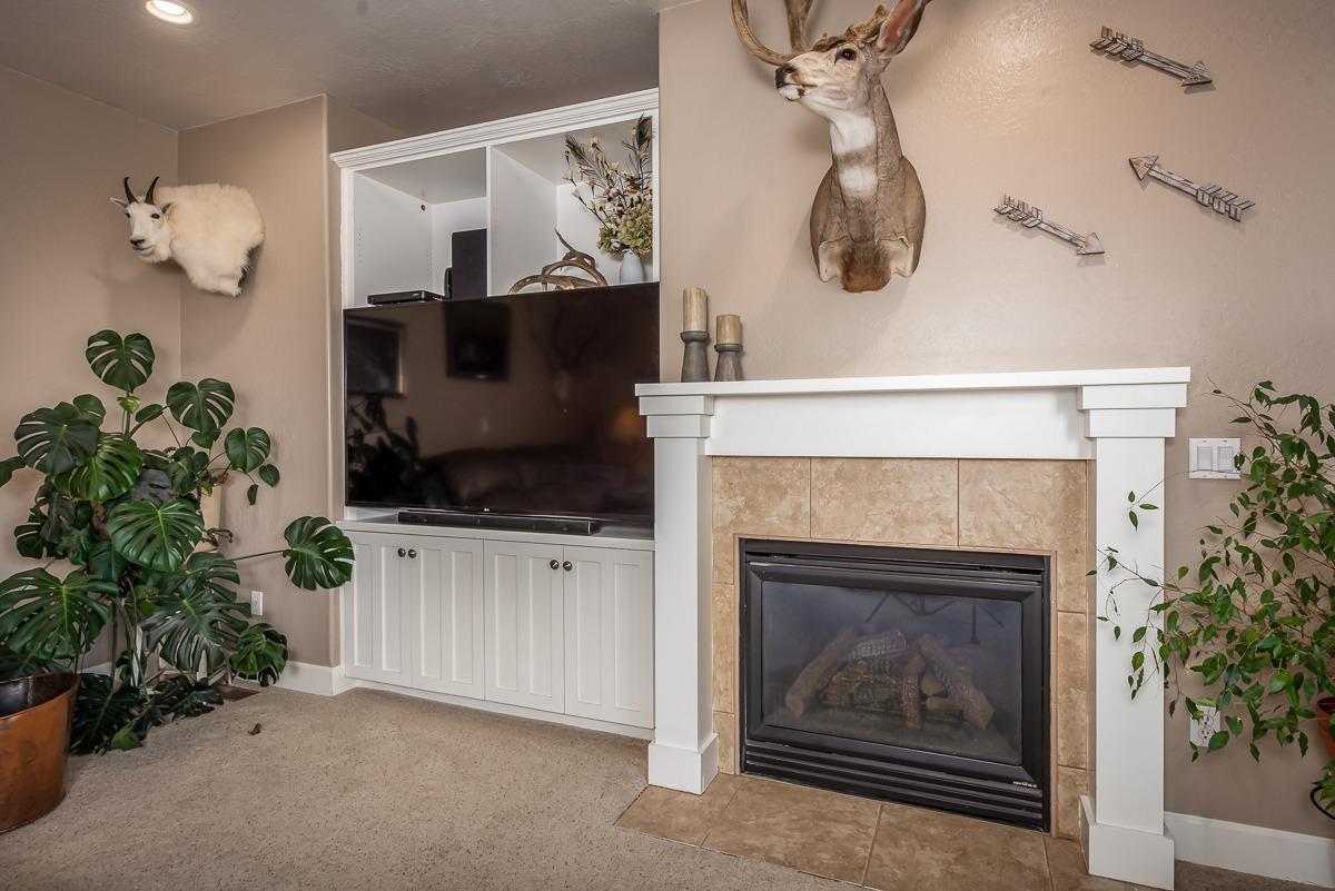 Sierra Heights - Residential