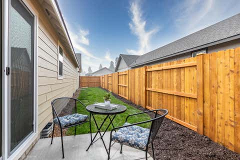 Tiny photo for 2848 NW Sterling Drive, Redmond, OR 97756 (MLS # 220227307)