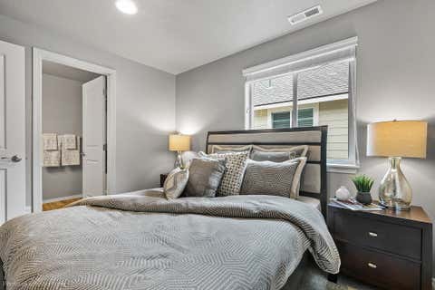 Tiny photo for 2848 NW Sterling Drive, Redmond, OR 97756 (MLS # 220227307)