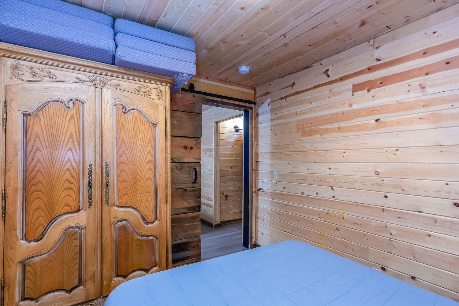 Crescent - Residential