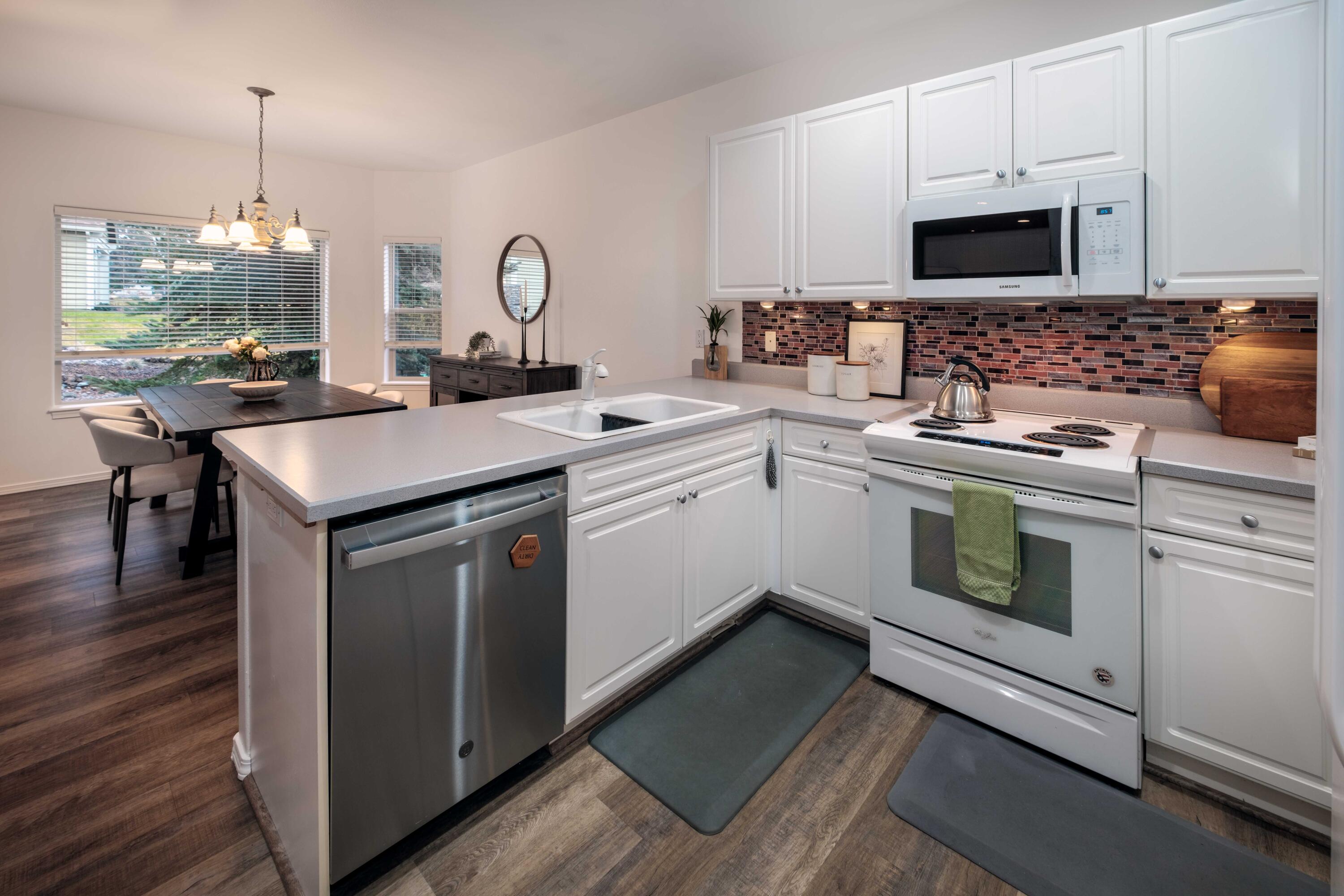 Eagle Crest - Residential