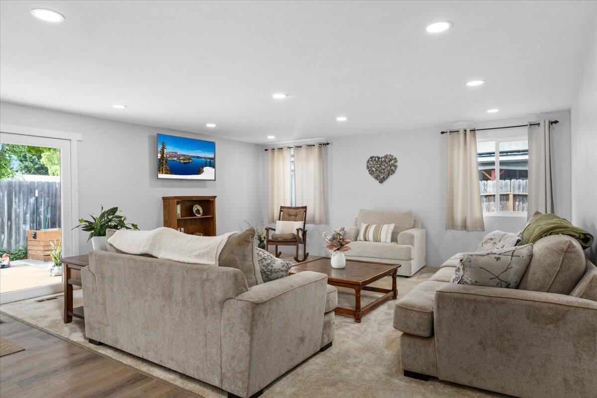 Evon Acres - Residential