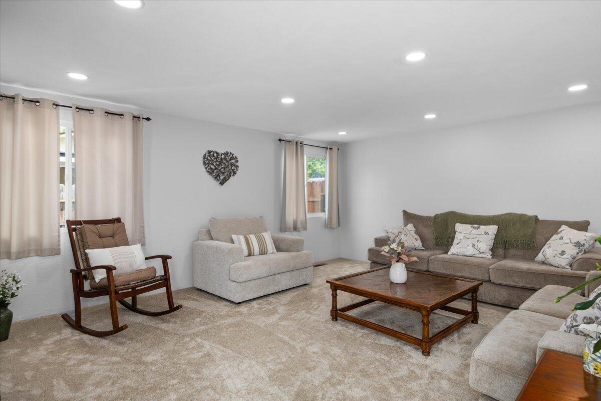 Evon Acres - Residential