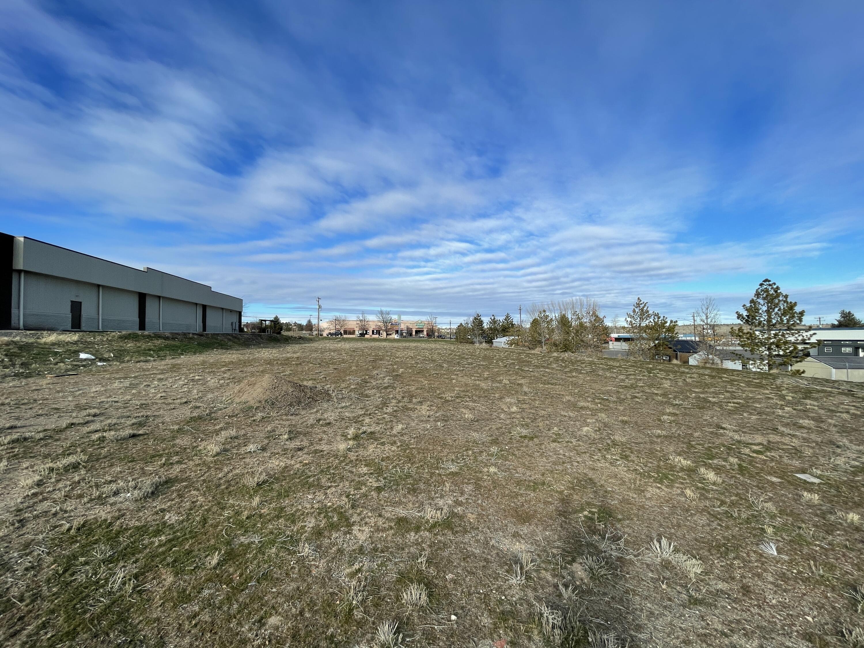 Madras - Commercial Sale