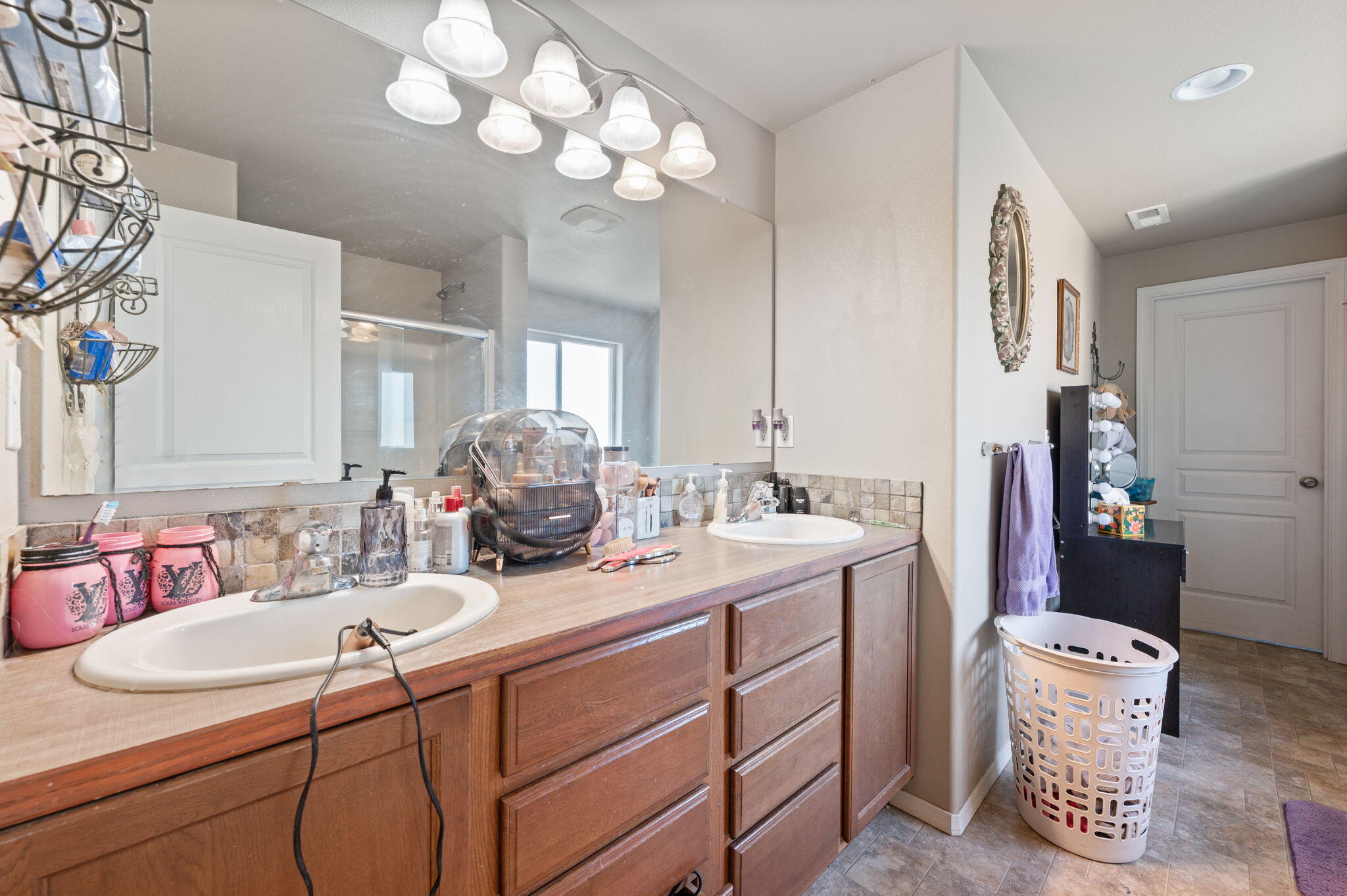 Clarendon Place - Residential