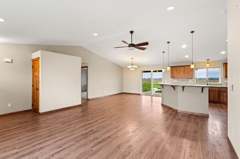 Tiny photo for 597 Bigham Brown Road, Eagle Point, OR 97524 (MLS # 220212955)