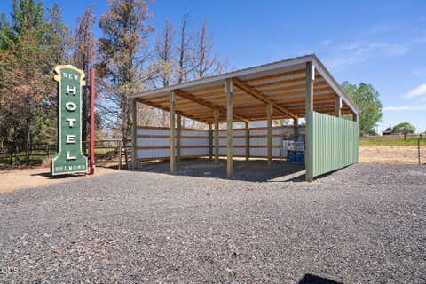 Tiny photo for 6900 NE 1st Street, Redmond, OR 97756 (MLS # 220222696)